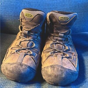 Keen Targhee II women’s size 9.5 Hiking Boots